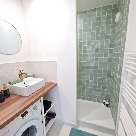 Spacieux Avec Parking Proche Apartamento Saint-Nazaire (Loire-Atlantique)