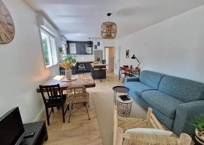 Spacieux Avec Parking Proche *