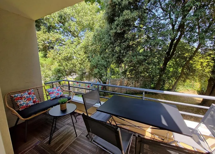 Appartement Spacieux Avec Parking Proche Saint-Nazaire (Loire-Atlantique)